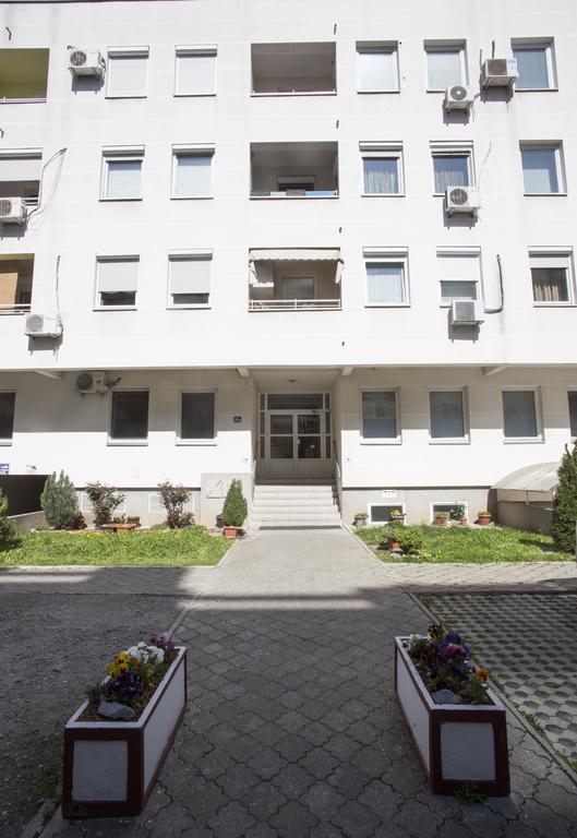 Dia Arena Apartment *